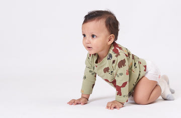 Enhancing Baby's Mobility and Development: A Guide to Choosing the Right Diapers