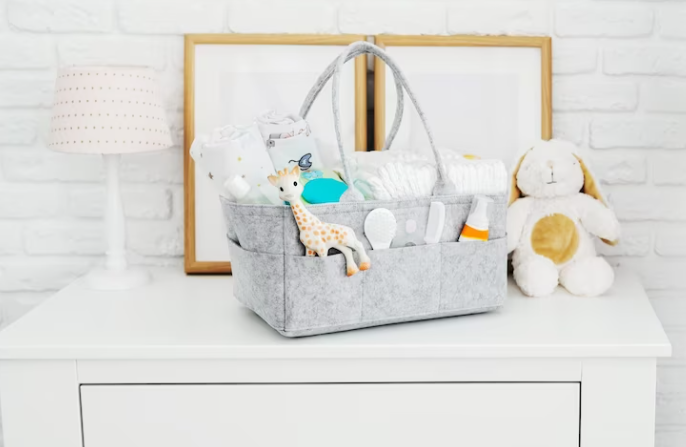 Navigating Parenthood with Ease: The Ultimate Diaper Bag Essentials Guide